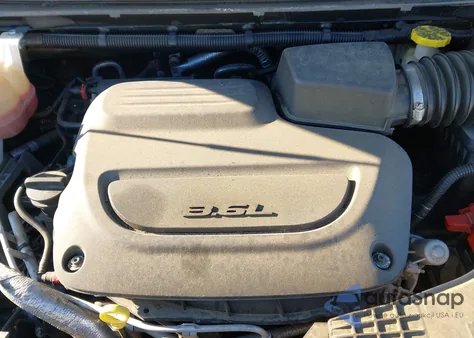 2020 Chrysler Pacifica Touring L из США, поврежденный, VIN 2C4RC1BG4LR106900